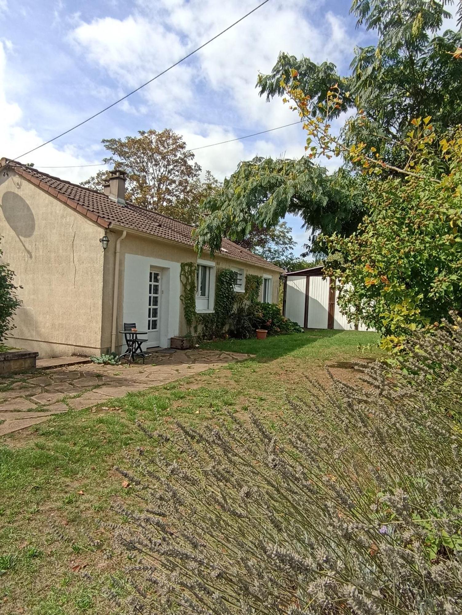 Maison De Village En Bord De Riviere Narcy Luaran gambar